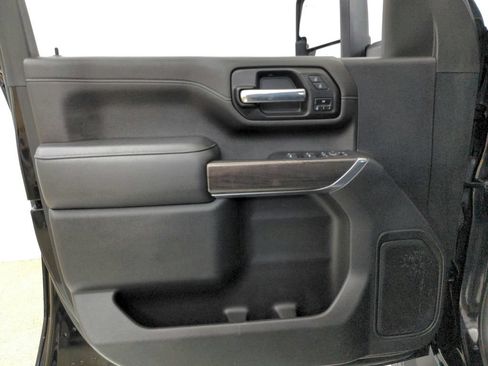 Used 2022 Chevrolet Silverado 2500 LTZ w/ LTZ Plus Package AWD/4WD image 24