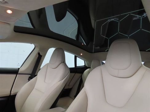 Used 2018 Tesla Model S 100D AWD/4WD image 19