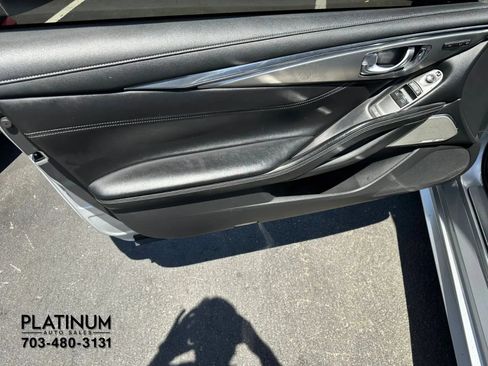 Used 2019 INFINITI Q60 3.0t Luxe w/ Essential Package AWD/4WD image 15
