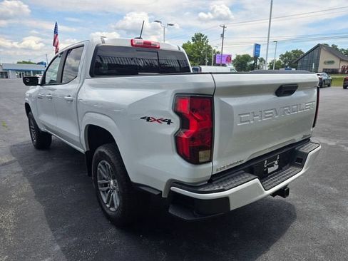 Used 2023 Chevrolet Colorado LT w/ LT Convenience Package II AWD/4WD image 6
