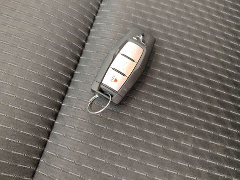 Used 2022 Mitsubishi Outlander ES FWD image 32