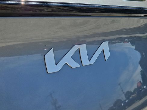 Used 2023 Kia Sportage LX image 29
