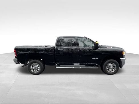 Used 2024 RAM 2500 Big Horn w/ Bed Utility Group image 9