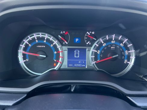 Certified 2019 Toyota 4Runner SR5 image 20