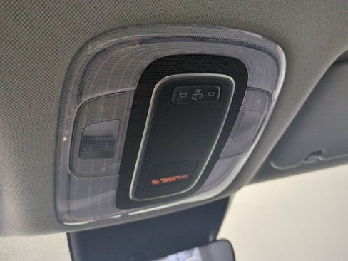 Used 2024 Hyundai Elantra SE FWD image 22