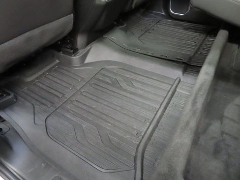 Used 2023 GMC Sierra 1500 SLT w/ SLT Premium Plus Package image 71