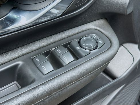 Used 2022 GMC Terrain SLE w/ Driver Convenience Package FWD image 22