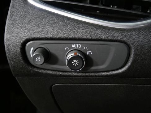 Used 2016 Chevrolet Malibu LT w/ Driver Confidence Package FWD image 22