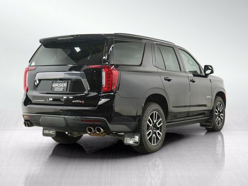 Used 2022 GMC Yukon AT4 w/ AT4 Premium Package AWD/4WD image 6