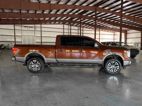 Used 2016 Nissan Titan Platinum Reserve image 8