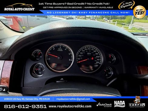 Used 2008 Chevrolet Avalanche LT AWD/4WD image 16