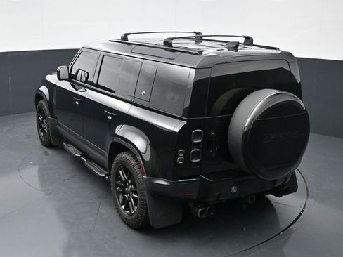 Used 2020 Land Rover Defender 110 S AWD/4WD image 32