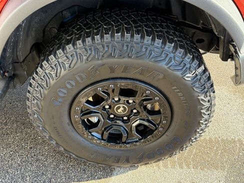 Used 2023 Ford Bronco Wildtrak AWD/4WD image 7