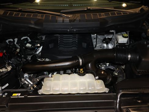 Used 2022 Ford F150 Platinum image 46