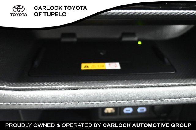 Used 2024 Toyota Highlander XSE FWD image 35