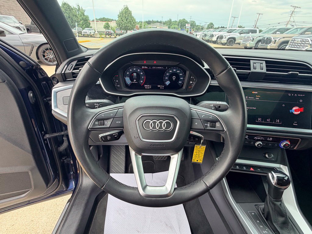 Used 2025 Audi Q3 2.0T Premium AWD/4WD image 11