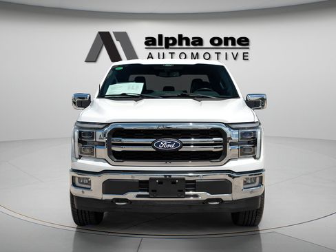Used 2024 Ford F150 Lariat w/ FX4 Off-Road Package AWD/4WD image 4