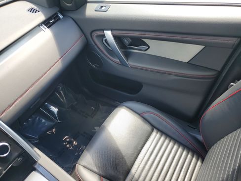 Used 2023 Land Rover Discovery Sport SE R-Dynamic image 11