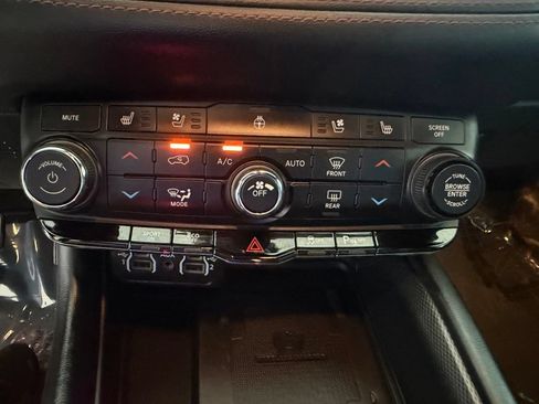 Used 2021 Dodge Durango R/T w/ Blacktop Package RWD image 55
