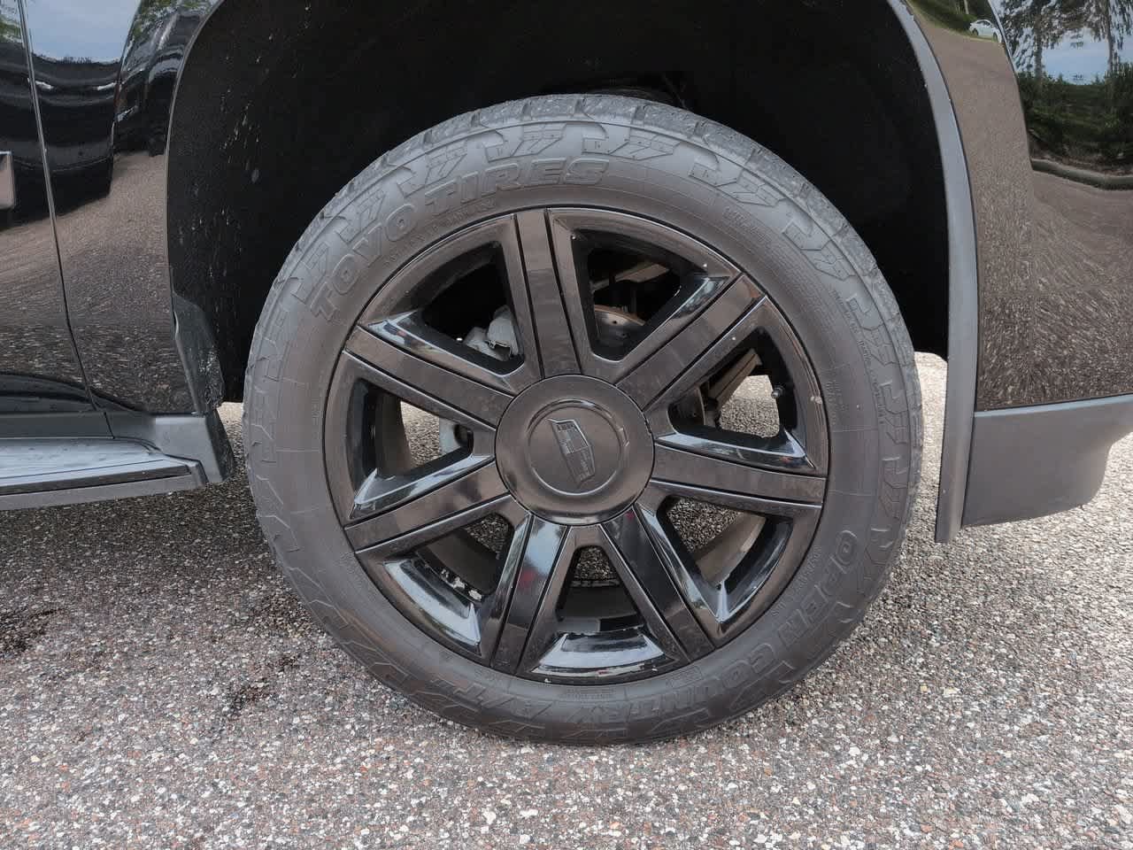 Used 2016 Cadillac Escalade ESV Luxury AWD/4WD image 11