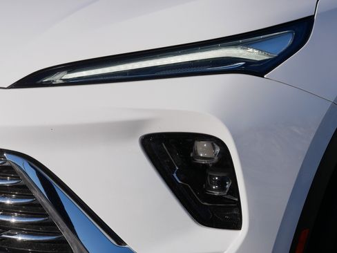 Used 2025 Buick Envision Preferred image 16