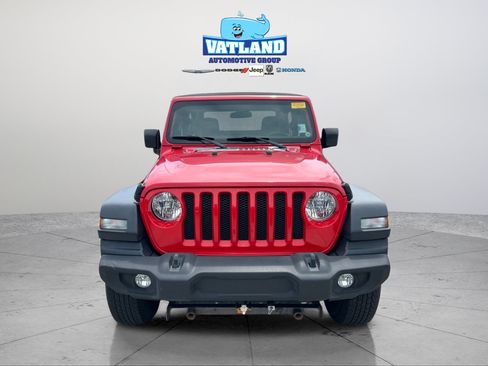Certified 2020 Jeep Wrangler Sport AWD/4WD image 9
