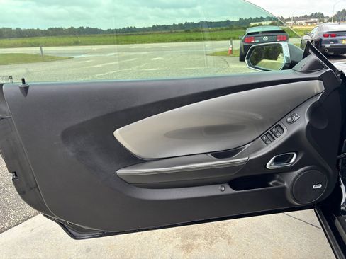 Used 2011 Chevrolet Camaro SS w/ RS Package image 27