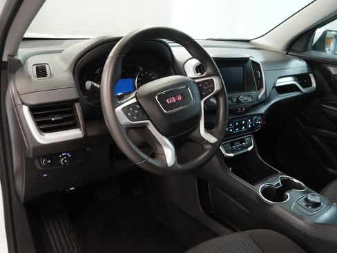 Used 2024 GMC Terrain SLE FWD image 5