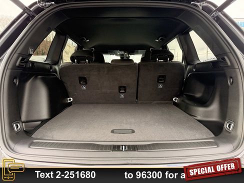 Used 2025 Jeep Grand Cherokee Laredo w/ Luxury Tech Group I image 16