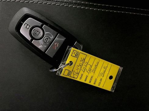 Used 2025 Ford Bronco Big Bend image 11