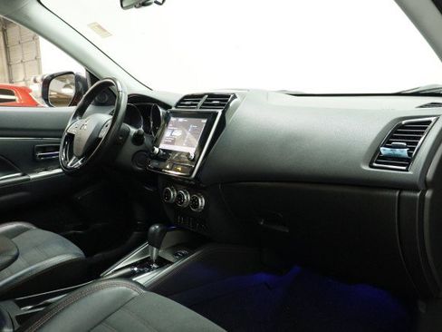 Used 2023 Mitsubishi Outlander Sport SE AWD/4WD image 21