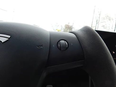 Used 2023 Tesla Model 3 Performance AWD/4WD image 19
