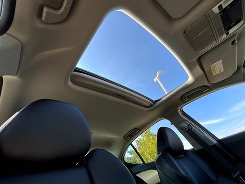 Used 2019 Acura TLX image 22