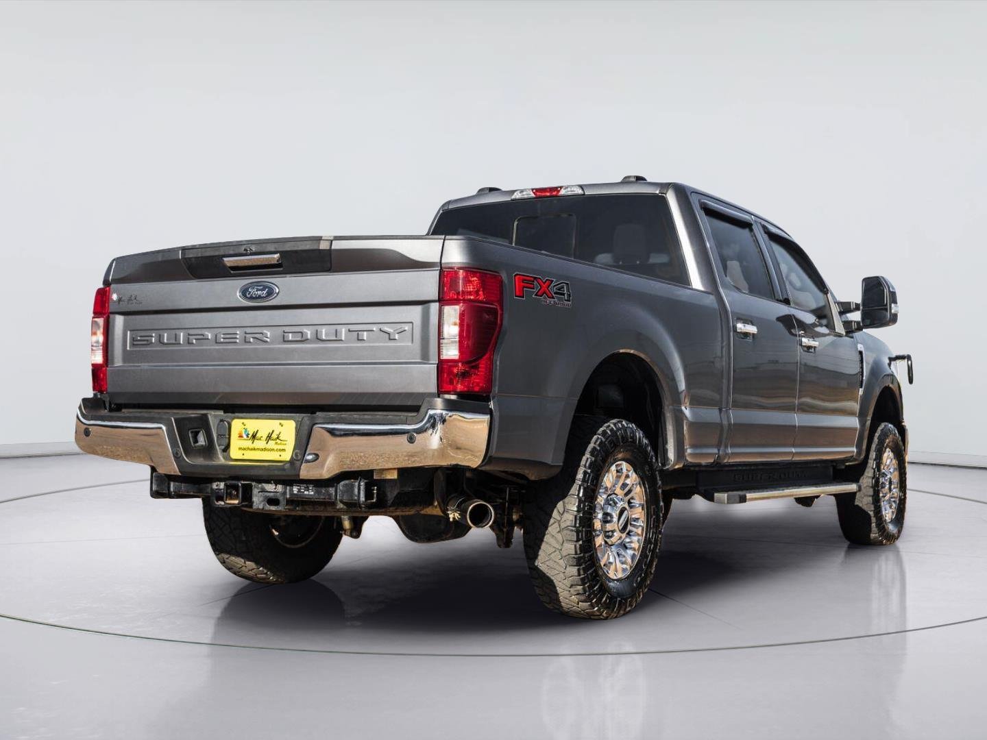 Used 2021 Ford F250 XLT w/ XLT Premium Package AWD/4WD image 11