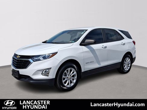 Used 2020 Chevrolet Equinox LS w/ LS Convenience Package AWD/4WD image 1