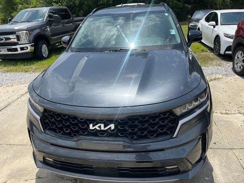 Certified 2023 Kia Sorento EX FWD image 1