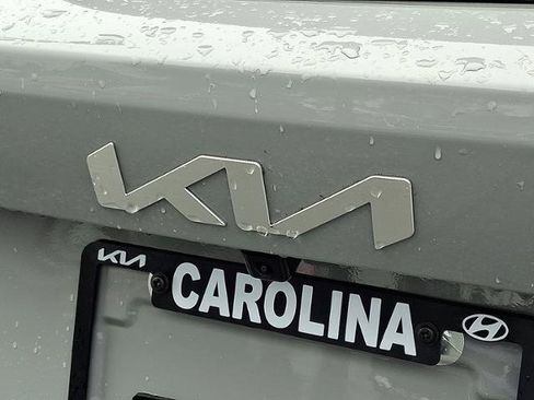 New 2025 Kia Sorento EX w/ Panoramic Sunroof Package image 10