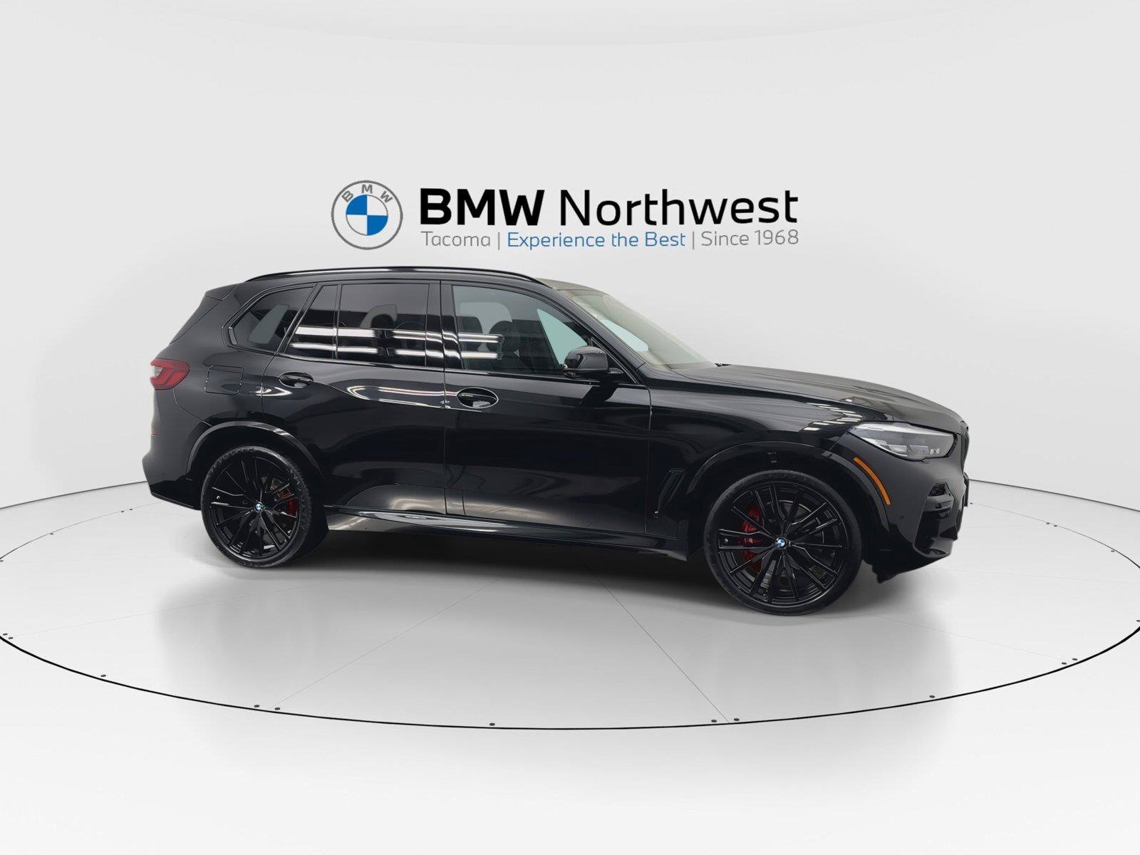 Used 2023 BMW X5 xDrive40i w/ M Sport Package AWD/4WD image 5