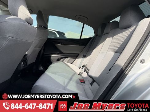 Used 2026 Toyota Camry LE image 28