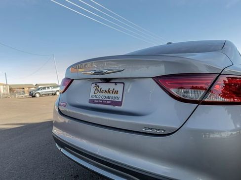 Used 2015 Chrysler 200 Limited w/ Convenience Group image 11