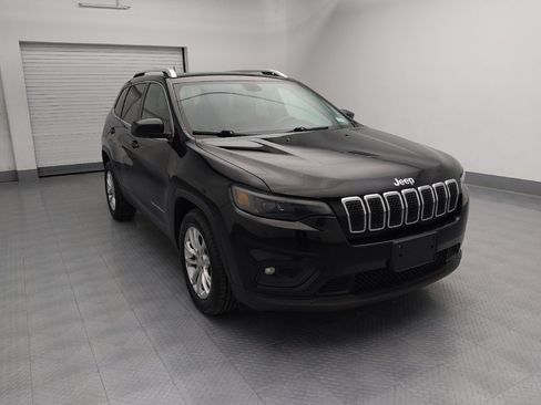 Used 2019 Jeep Cherokee Latitude w/ Popular Appearance Group image 13