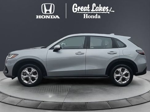 Used 2025 Honda HR-V LX image 3