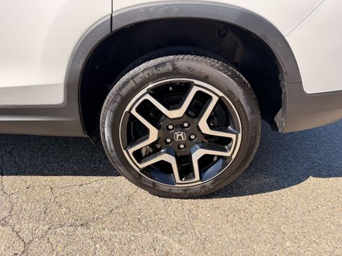 Used 2022 Honda Passport Elite image 8