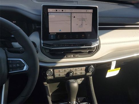 New 2026 Jeep Compass Limited w/ Sun, Sound & Navigation Group image 15