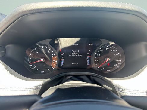 Used 2024 Jeep Compass Sport w/ Mopar Graphics Package AWD/4WD image 31