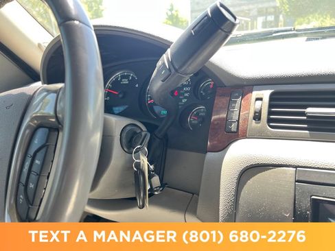 Used 2011 GMC Sierra 2500 SLT w/ SLT Convenience Package AWD/4WD image 25