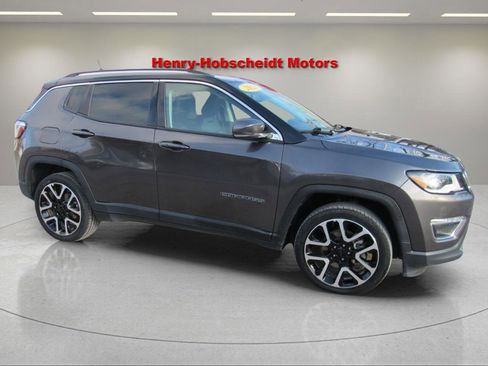 Used 2021 Jeep Compass Limited w/ Sun and Sound Group image 9