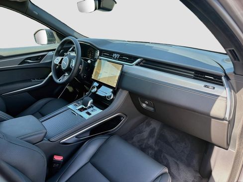 New 2026 Jaguar F-PACE R-Dynamic S AWD/4WD image 15