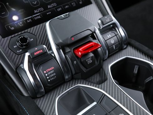 Used 2023 Lamborghini Urus Performante image 29