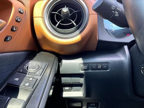 Used 2022 Lexus IS 300 w/ Premium Package RWD image 36